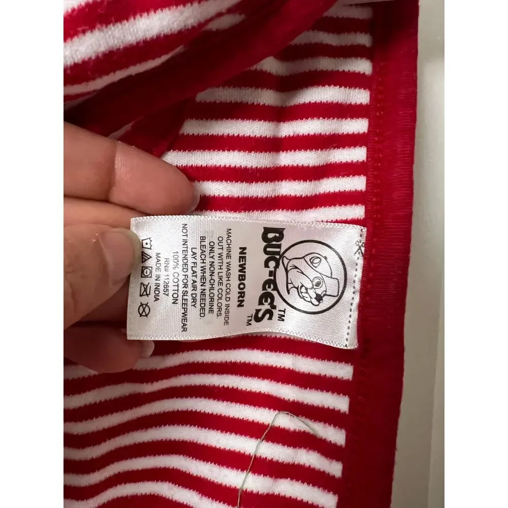 Buc-ee's Red & White Striped Newborn Bib Snap Closure beaver logo embroidery EUC